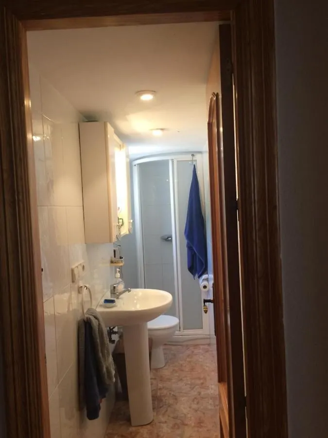 Habitacion Doble 4 Linea Playa 2 Opciones 1 Con Bano Privado Y Otra Con Bano Compartido Roquetas de Mar