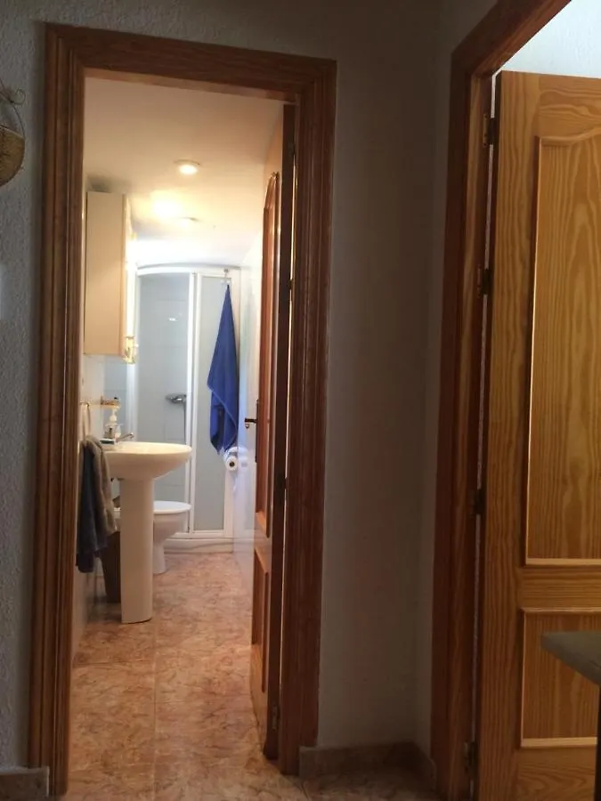 Homestay Habitacion Doble 4 Linea Playa 2 Opciones 1 Con Bano Privado Y Otra Con Bano Compartido Roquetas de Mar